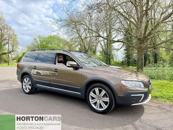 Used Volvo XC70 2015 for sale - 78272952: Photo
