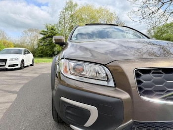 Used Volvo XC70 2015 for sale - 78272952: Photo