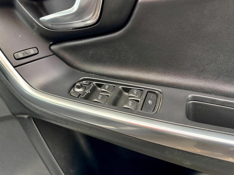 Used Volvo V60 for sale - 77392600: Photo 22