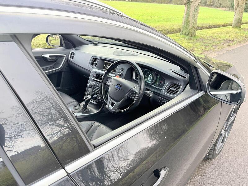 Used Volvo V60 for sale - 77392600: Photo 47