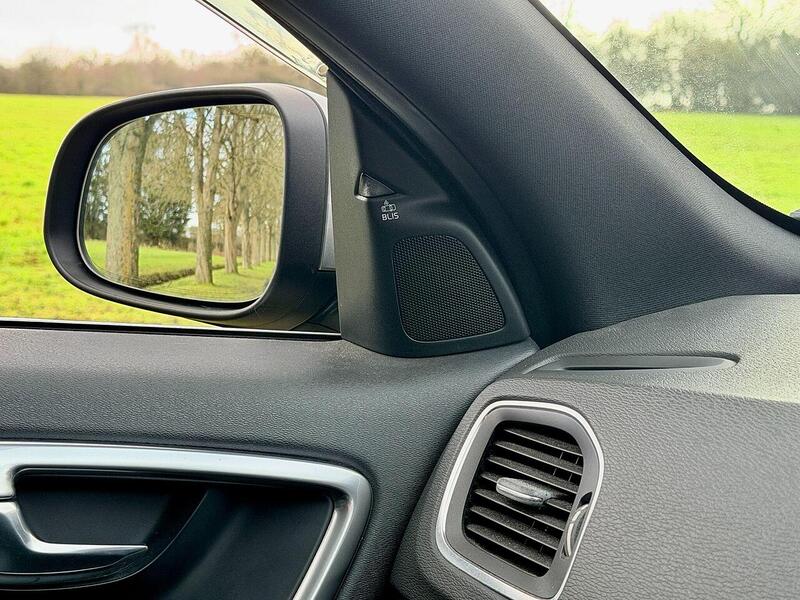 Used Volvo V60 for sale - 77392600: Photo 48