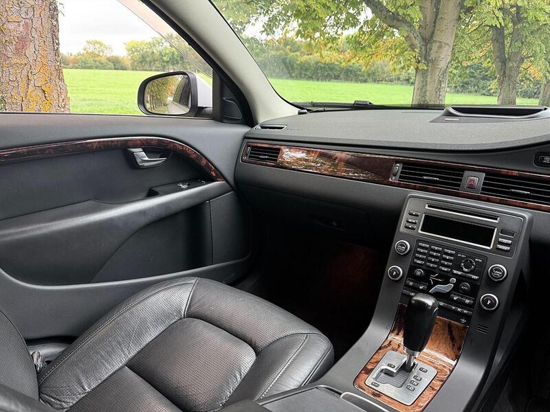 Used Volvo V70 for sale - 76778050: Photo 15