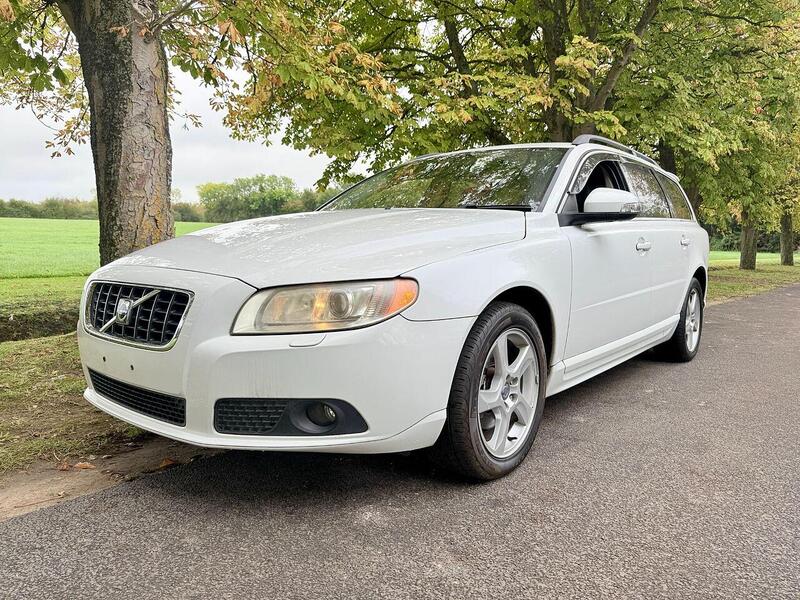 Used Volvo V70 for sale - 76778050: Photo 3