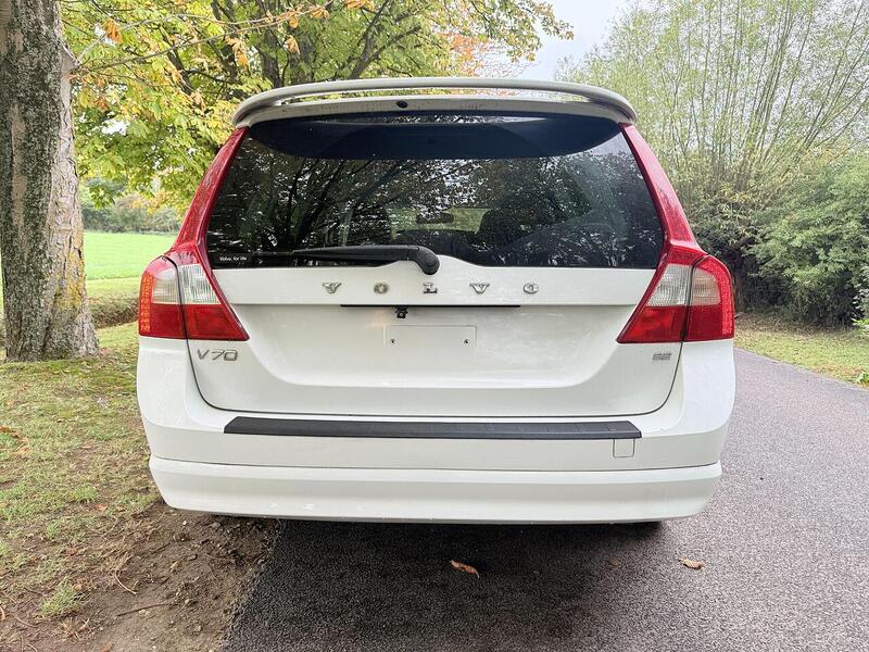 Used Volvo V70 for sale - 76778050: Photo 8