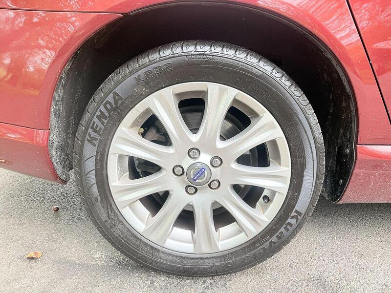 Used Volvo V70 for sale - 76518491: Photo 10