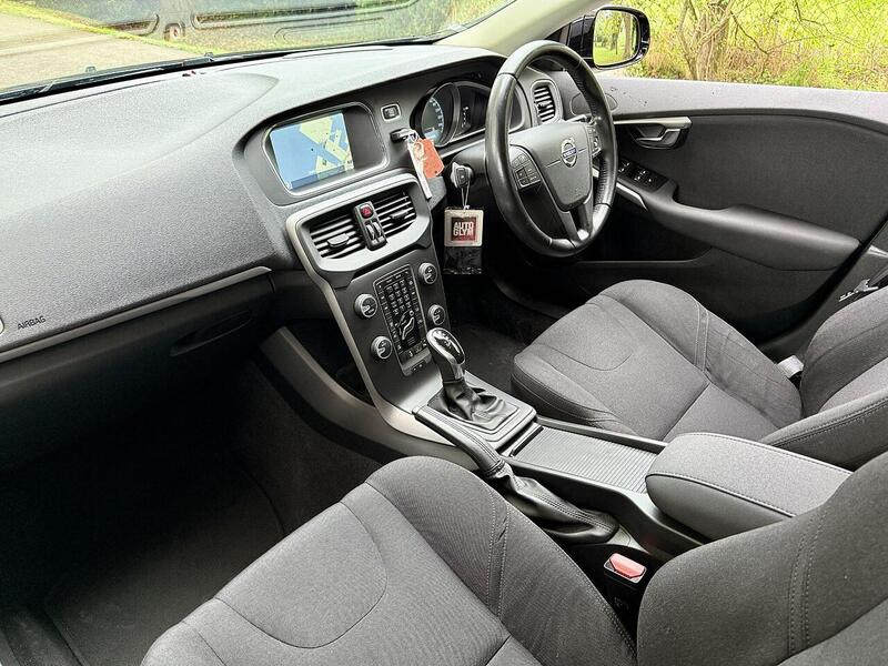 Used Volvo V40 for sale - 76518502: Photo 13