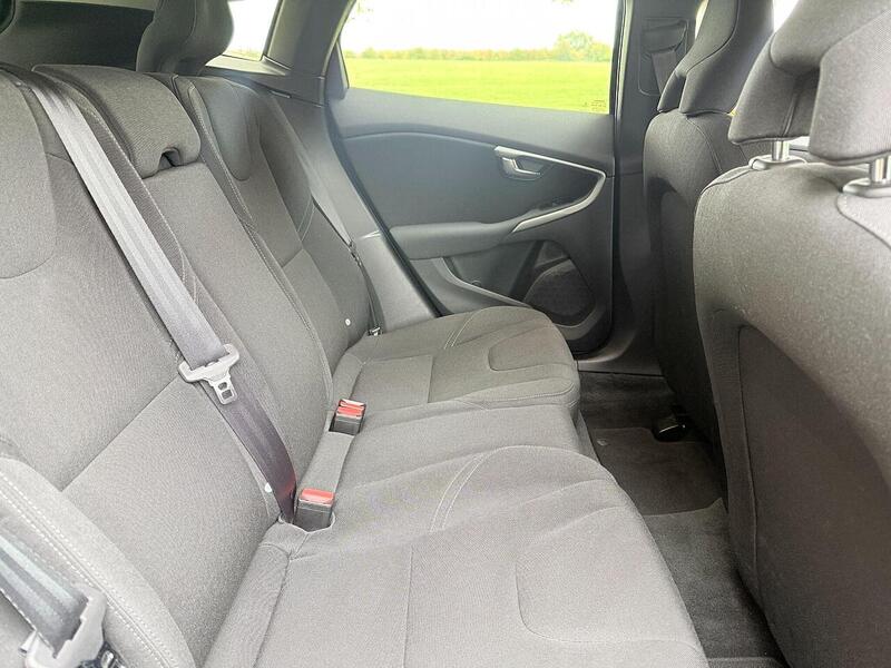 Used Volvo V40 for sale - 76518502: Photo 17