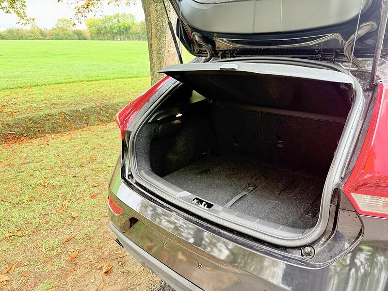 Used Volvo V40 for sale - 76518502: Photo 28