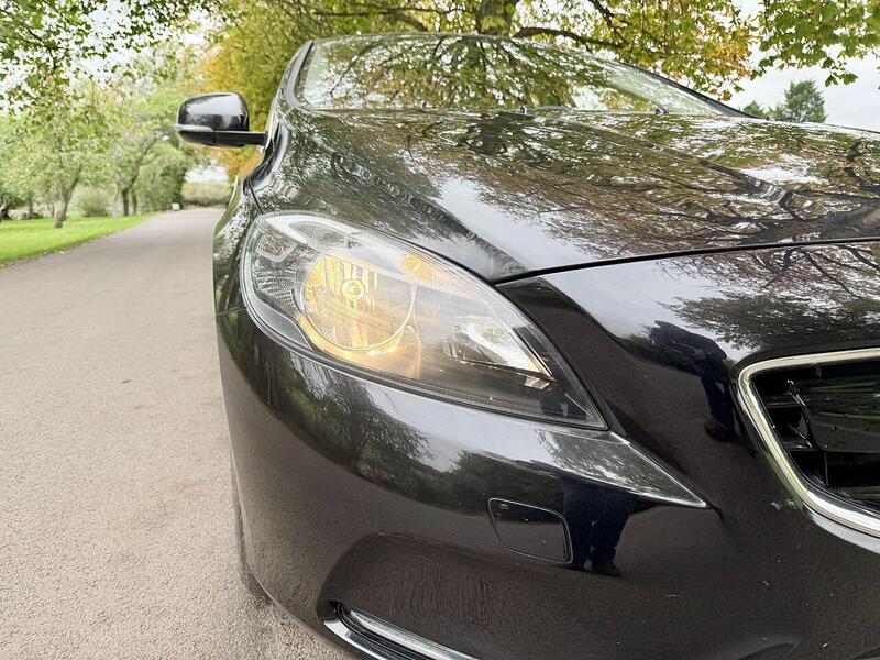 Used Volvo V40 for sale - 76518502: Photo 31