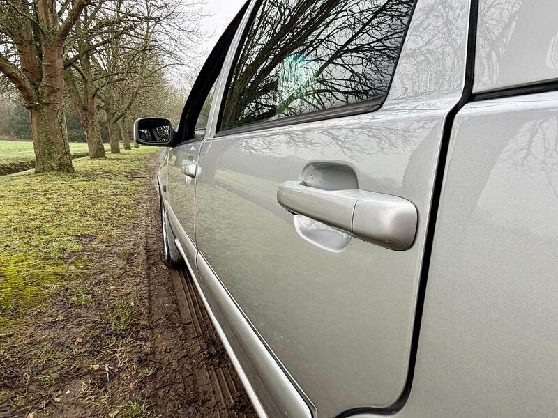 Used Volvo V70 2000 for sale - 77140335: Photo 27