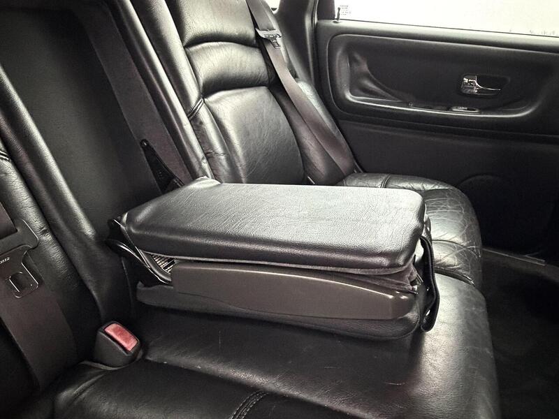 Used Volvo V70 2000 for sale - 77140335: Photo 35