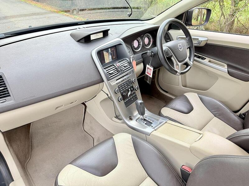 Used Volvo XC60 for sale - 76430474: Photo 13