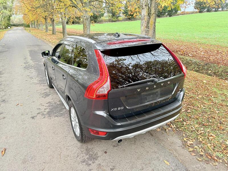 Used Volvo XC60 for sale - 76430474: Photo 8
