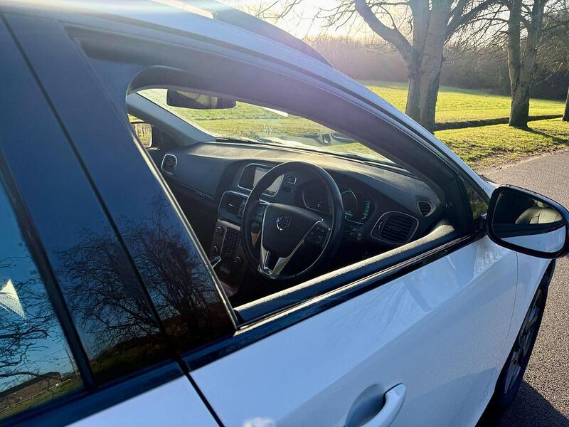 Used Volvo V40 for sale - 77007736: Photo 51