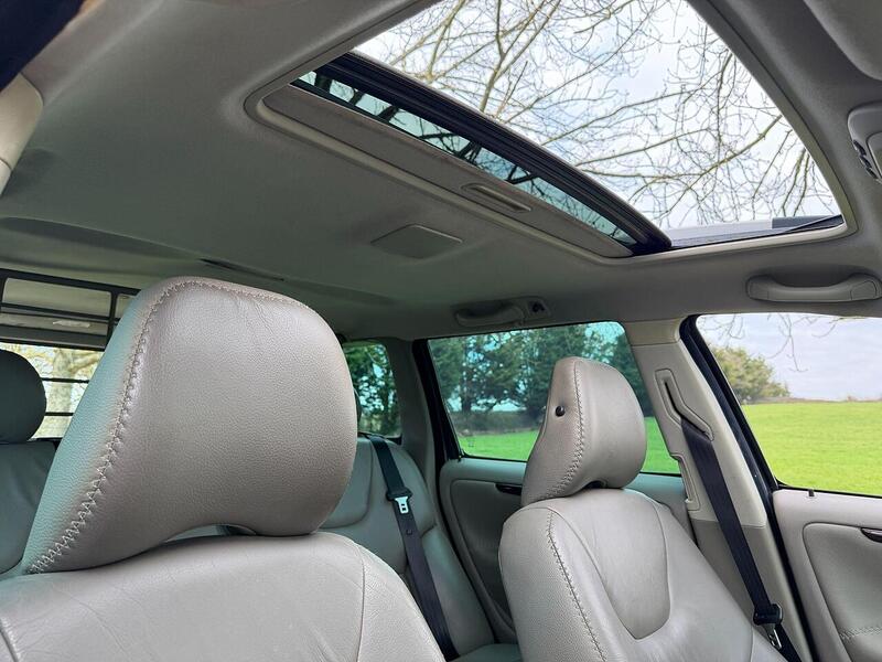 Used Volvo XC70 2007 for sale - 77821965: Photo 21