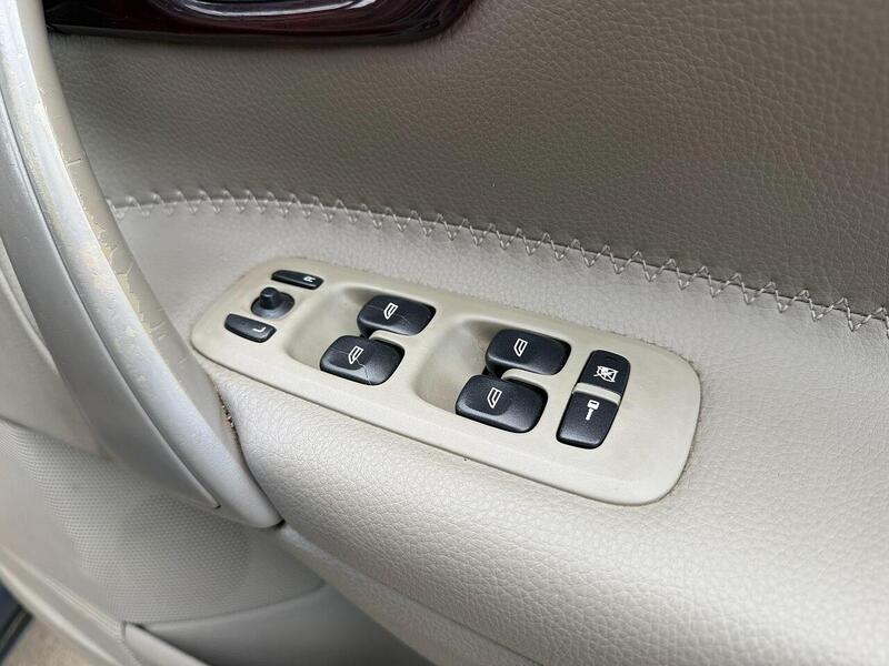 Used Volvo XC70 2007 for sale - 77821965: Photo 27