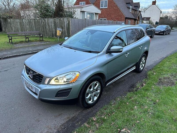 Used Volvo XC60 for sale - 75307515: Photo 4