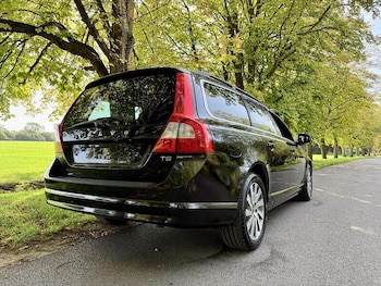 Used Volvo V70 2012 for sale - 76311214: Photo