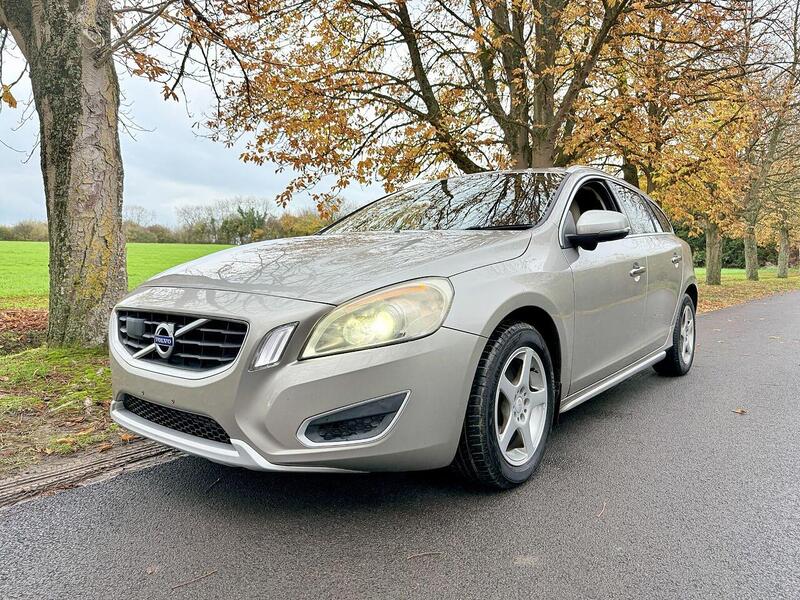 Used Volvo V60 2025 for sale - 78210753: Photo 3