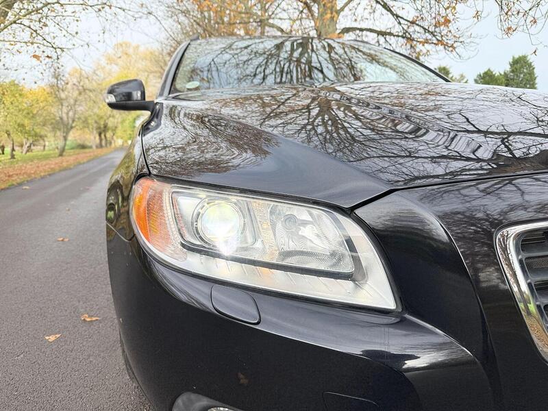 Used Volvo V70 2025 for sale - 77264064: Photo 40