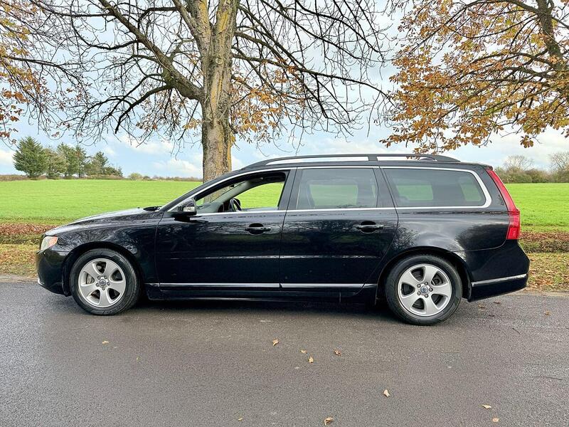 Used Volvo V70 2025 for sale - 77264064: Photo 7