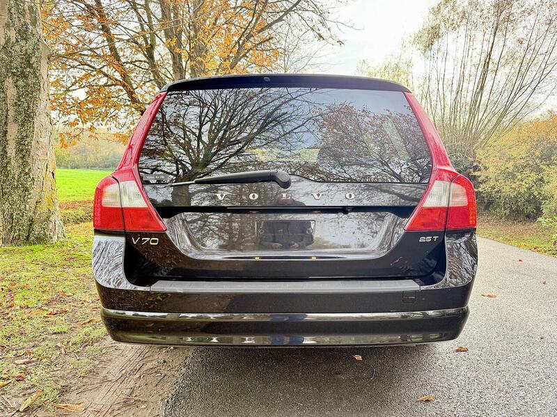 Used Volvo V70 2025 for sale - 77264064: Photo 8