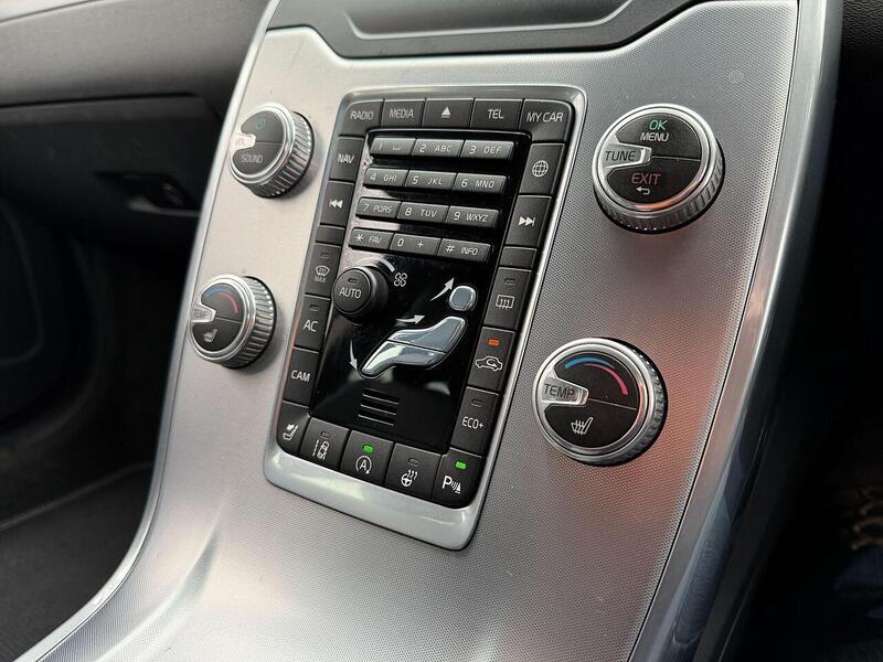 Used Volvo XC70 for sale - 78003935: Photo 18