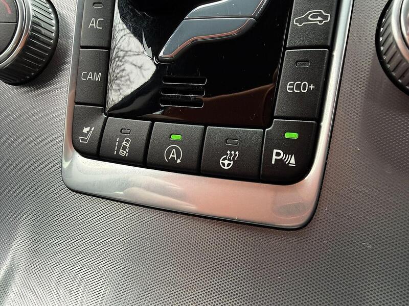 Used Volvo XC70 for sale - 78003935: Photo 19