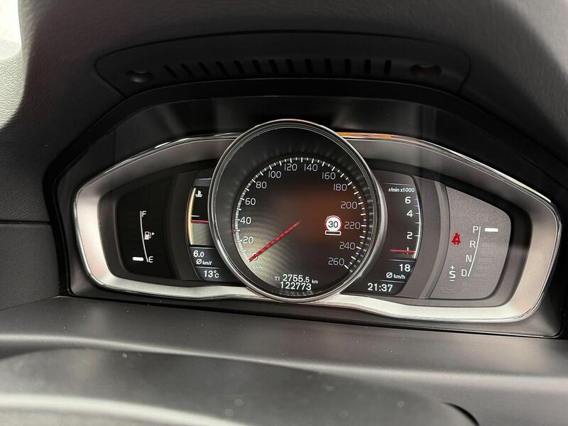 Used Volvo XC70 for sale - 78003935: Photo 28