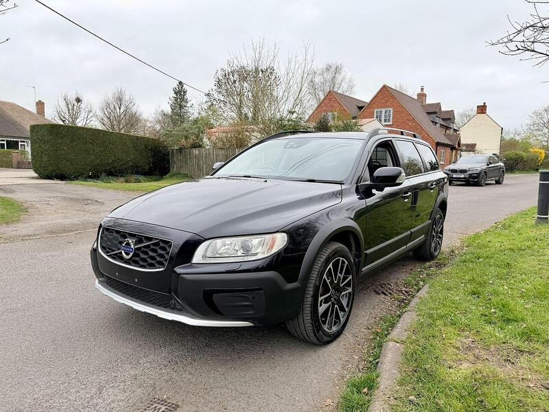Used Volvo XC70 for sale - 78003935: Photo 3