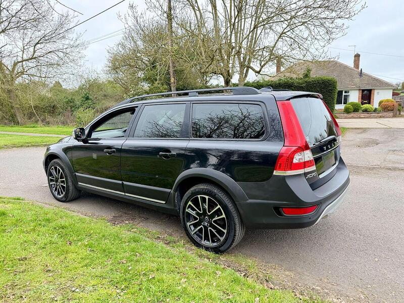 Used Volvo XC70 for sale - 78003935: Photo 5