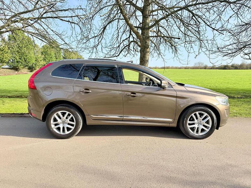 Used Volvo XC60 for sale - 77675263: Photo 10