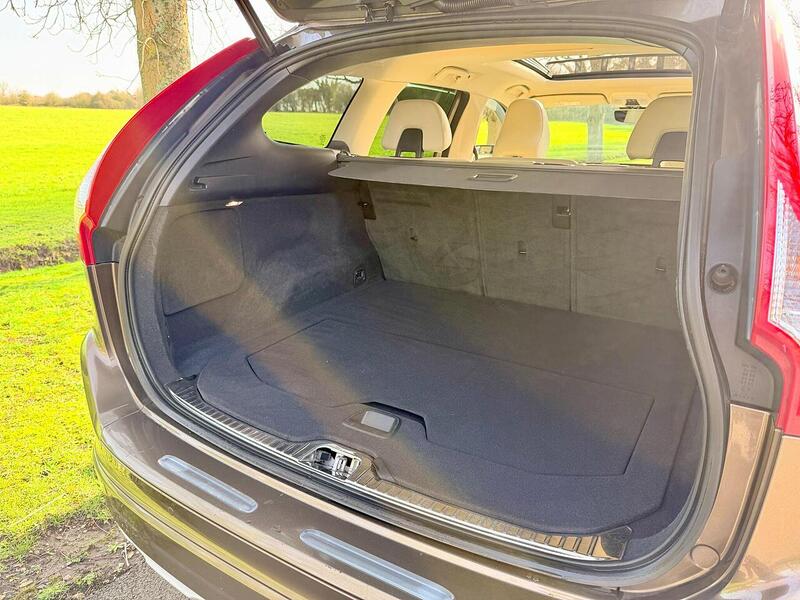 Used Volvo XC60 for sale - 77675263: Photo 33