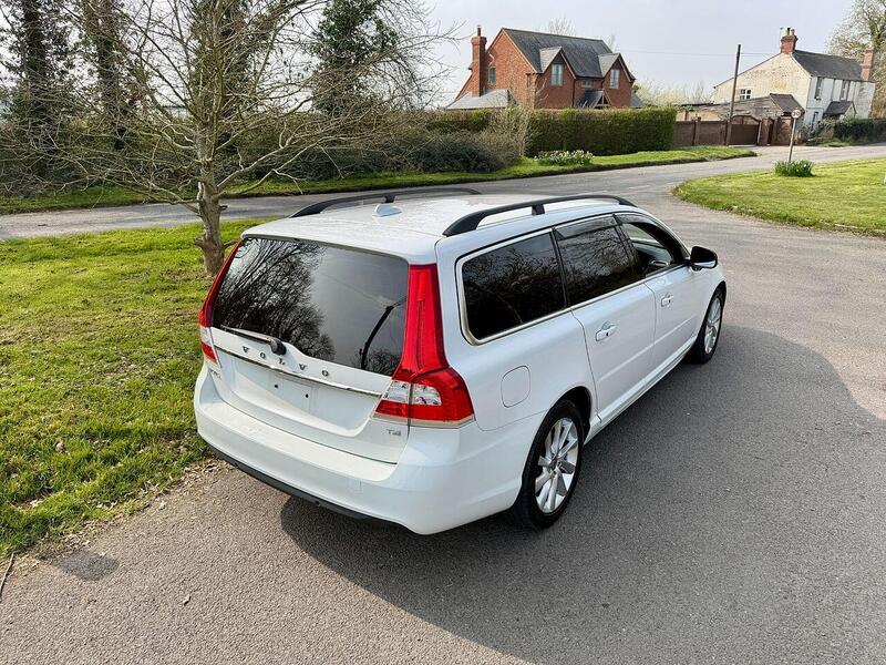 Used Volvo V70 for sale - 77998384: Photo 10