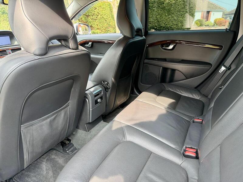 Used Volvo V70 for sale - 77998384: Photo 17