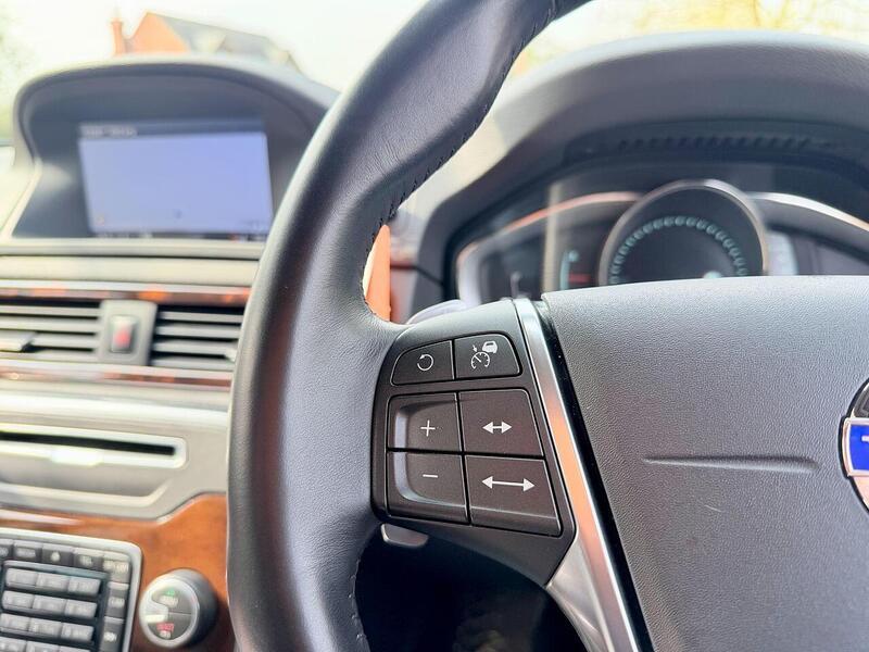 Used Volvo V70 for sale - 77998384: Photo 20