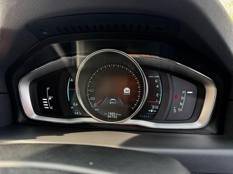 Used Volvo V70 for sale - 77998384: Photo 27