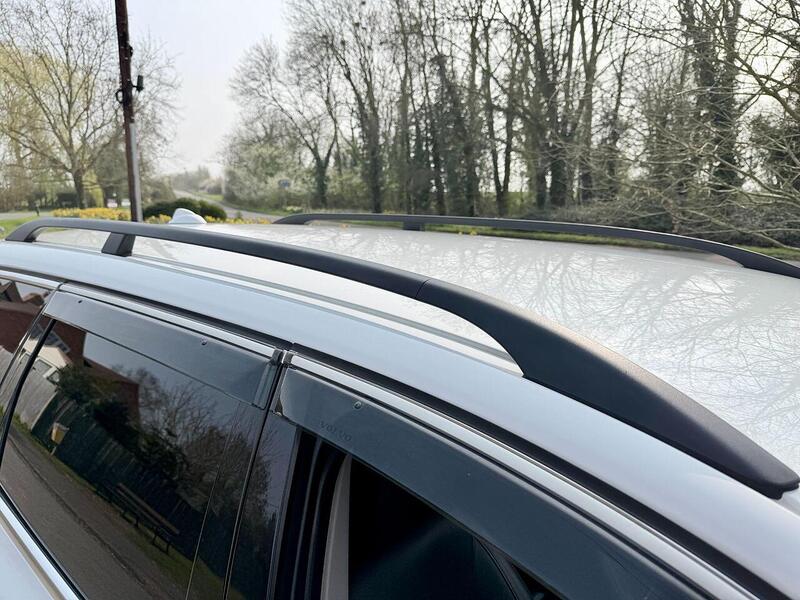 Used Volvo V70 for sale - 77998384: Photo 31