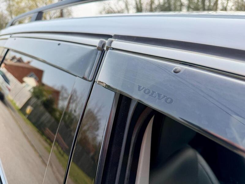 Used Volvo V70 for sale - 77998384: Photo 32