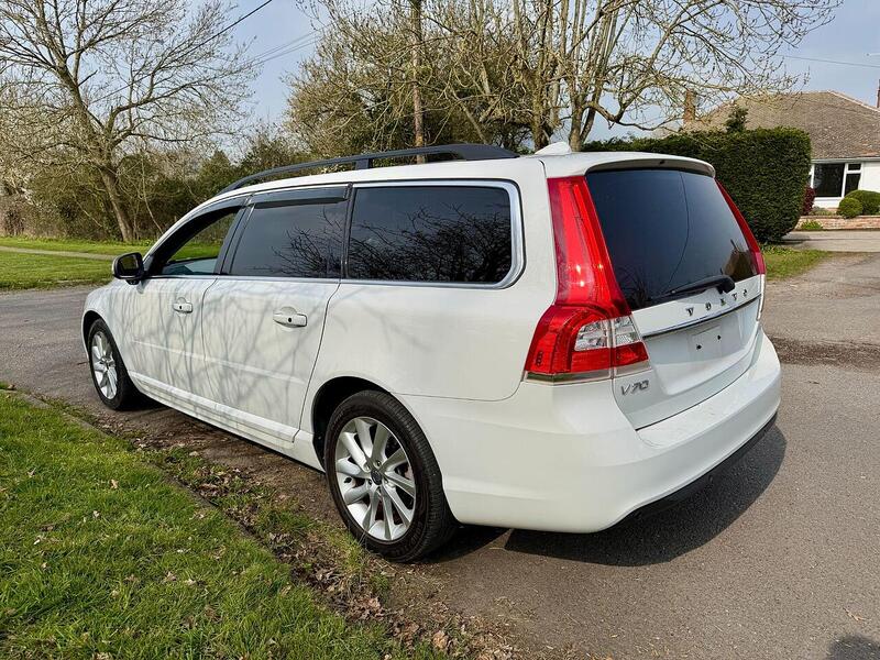 Used Volvo V70 for sale - 77998384: Photo 5