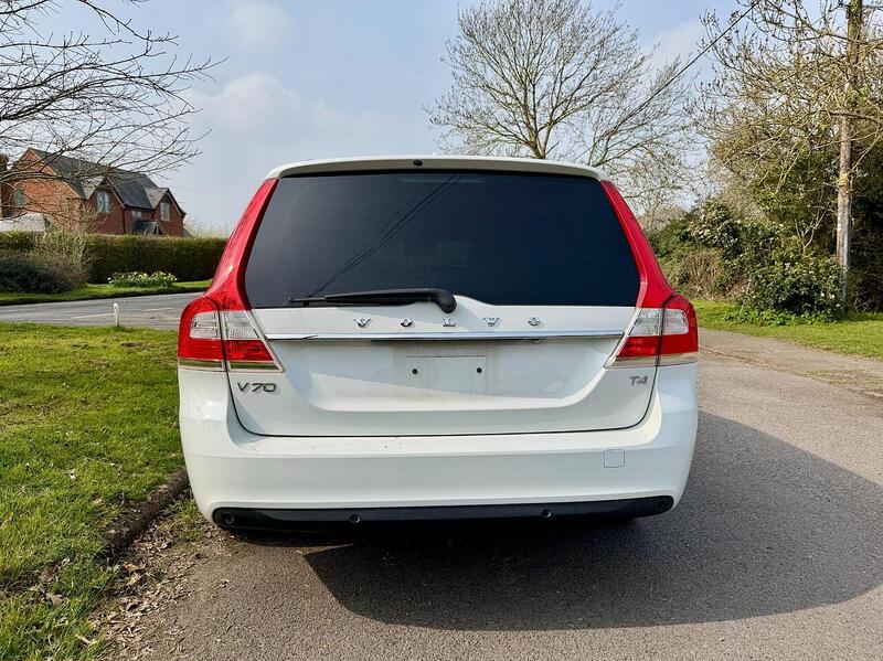 Used Volvo V70 for sale - 77998384: Photo 6