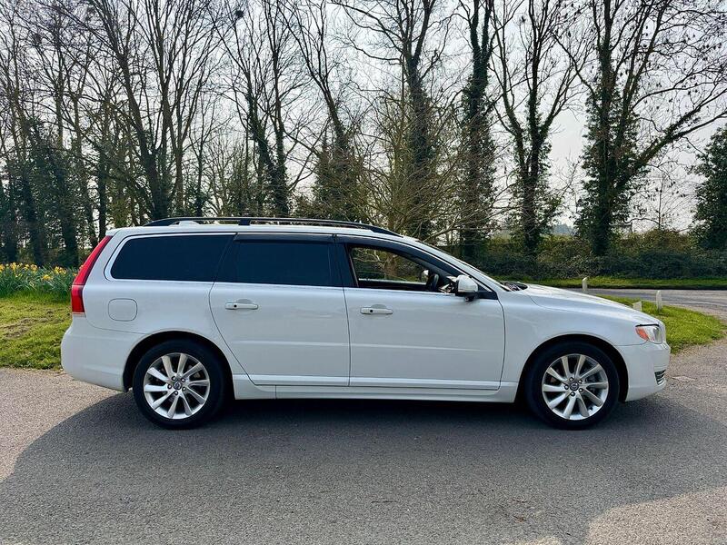 Used Volvo V70 for sale - 77998384: Photo 7