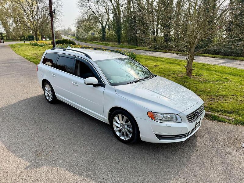 Used Volvo V70 for sale - 77998384: Photo 8