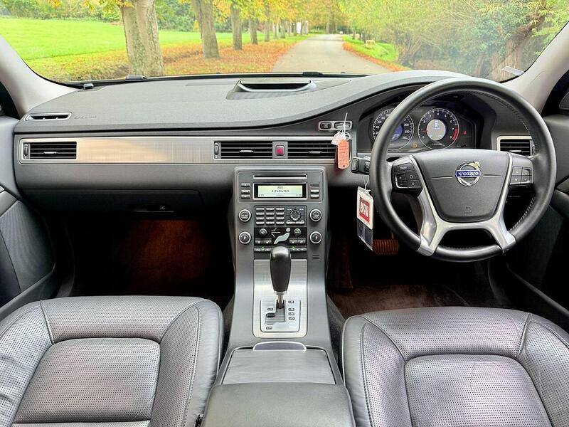 Used Volvo V70 for sale - 76863519: Photo 14