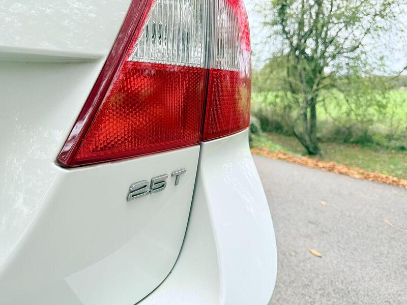 Used Volvo V70 for sale - 76863519: Photo 40