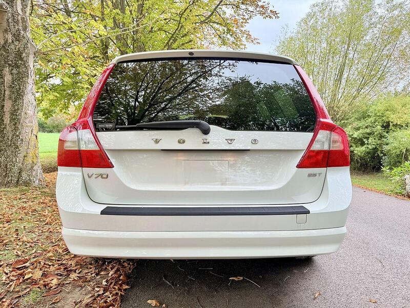 Used Volvo V70 for sale - 76863519: Photo 7