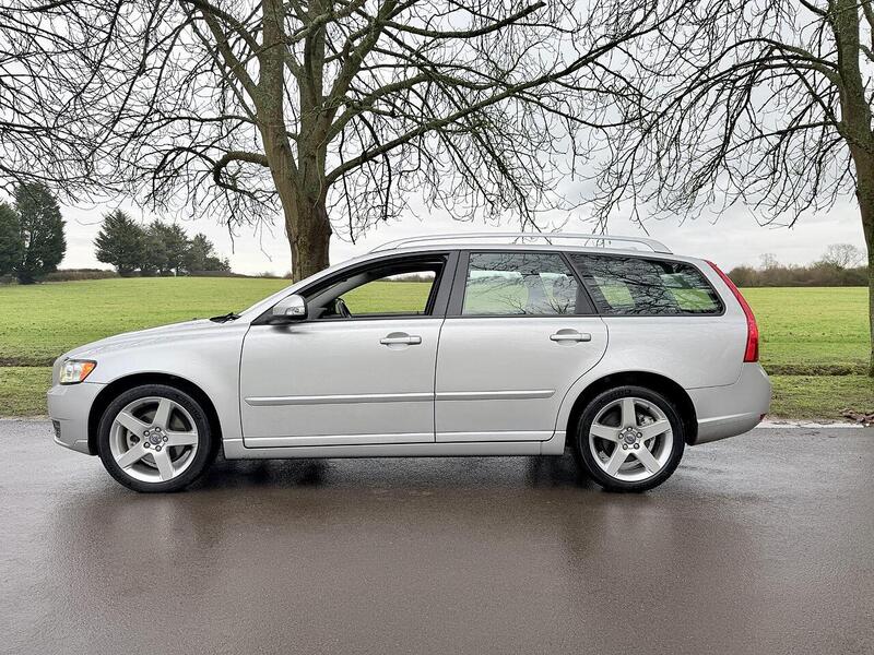 Used Volvo V50 for sale - 77465275: Photo 10