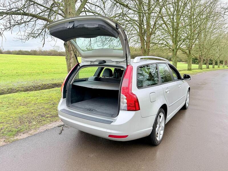 Used Volvo V50 for sale - 77465275: Photo 13