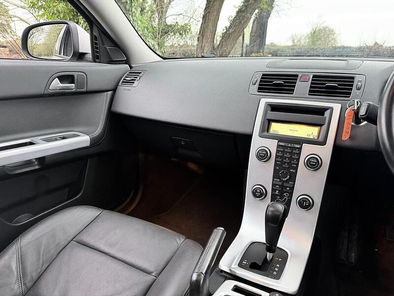 Used Volvo V50 for sale - 77465275: Photo 16