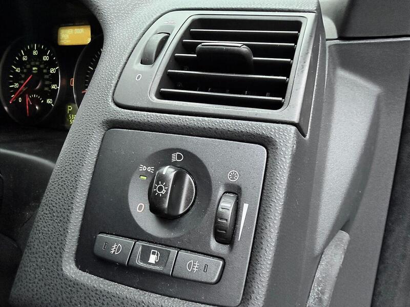 Used Volvo V50 for sale - 77465275: Photo 25